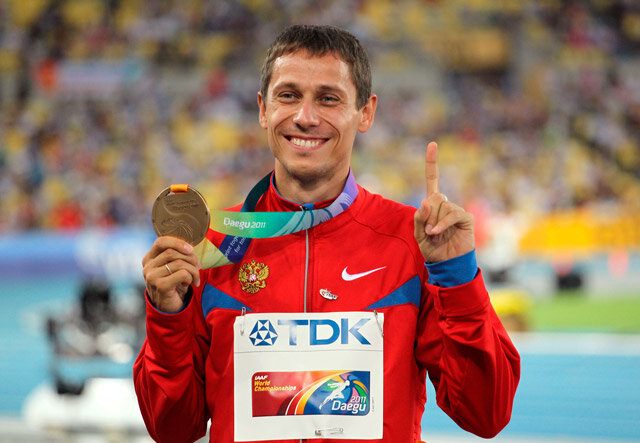    С бронзовой медалью чемпионата мира в Тэгу. Фото: Getty Images Дмитрий Кулаков