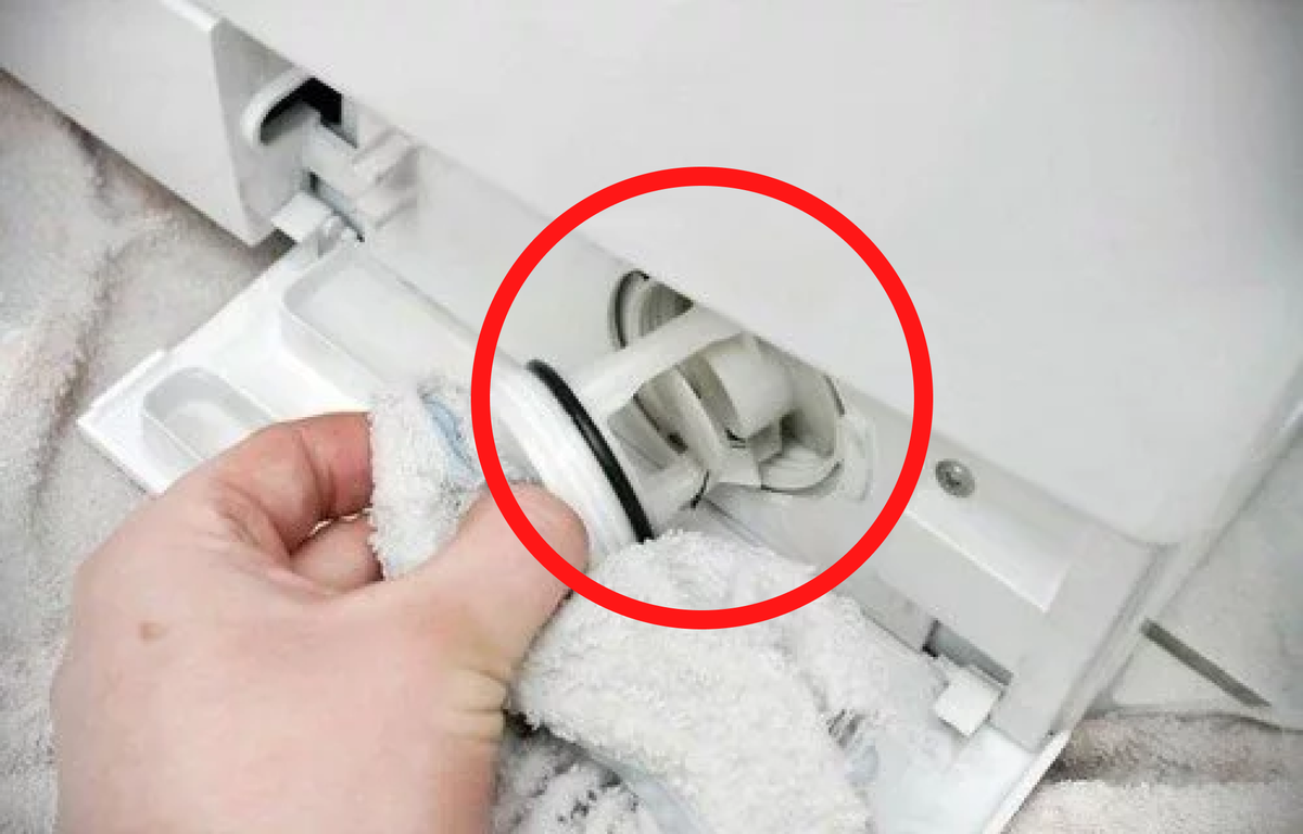 Посудомойка не сливает воду что делать. Очистка сливной системы стиральной машины. Стиральная машинка Candy не сливает воду.