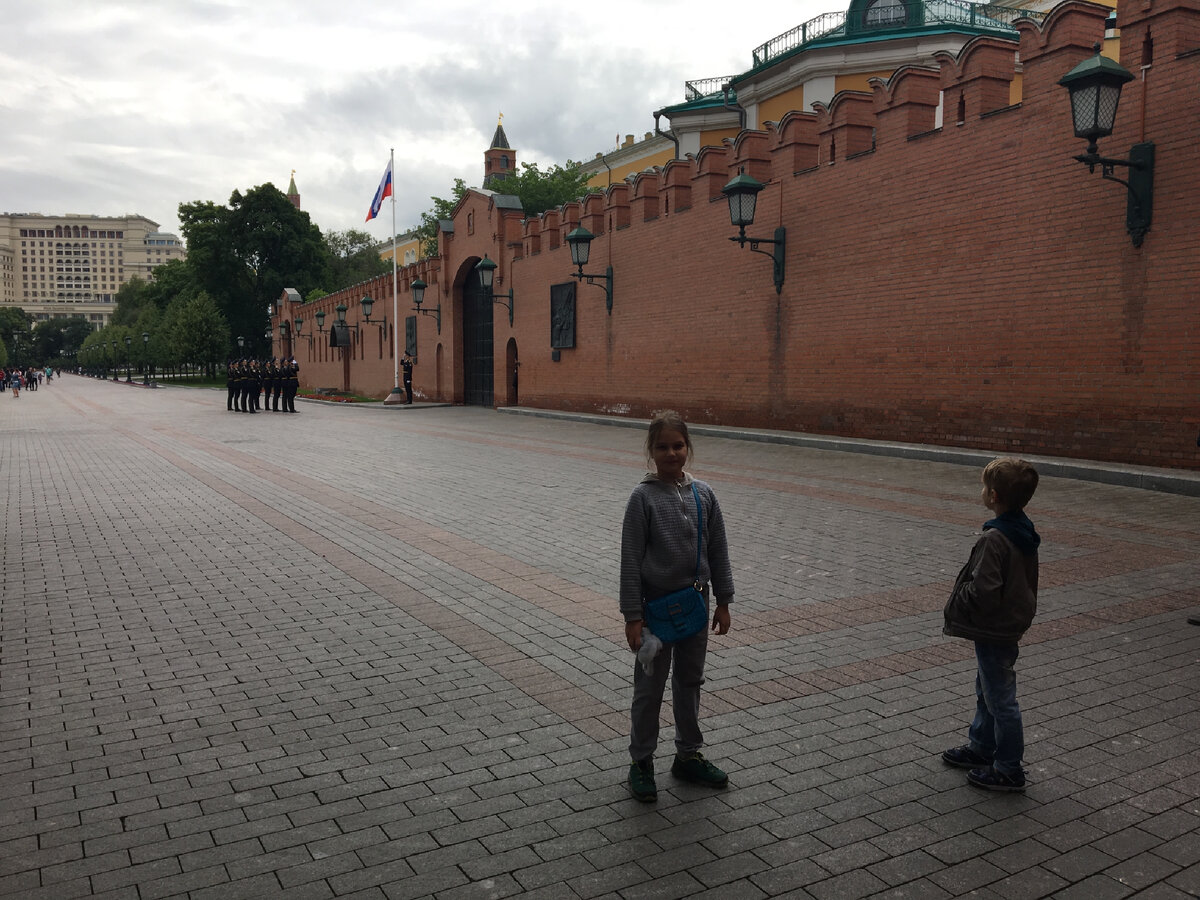 Мои дети в Москве, 2018 год. Фото автора