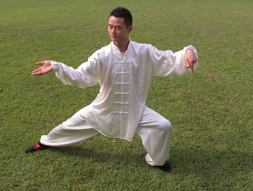 Занятия гимнастикой цигун 