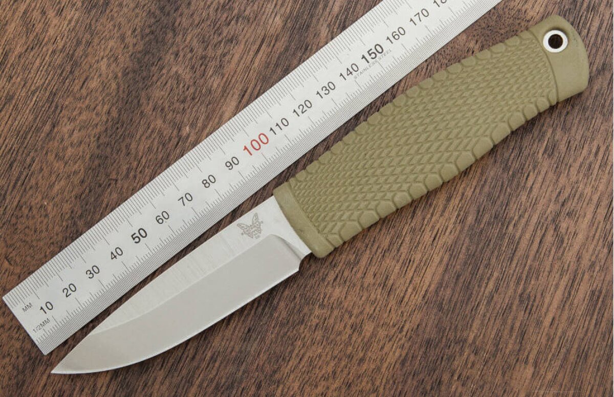 Нож Benchmade 200 Puukko, сталь CPM-3V, рукоять сантопрен