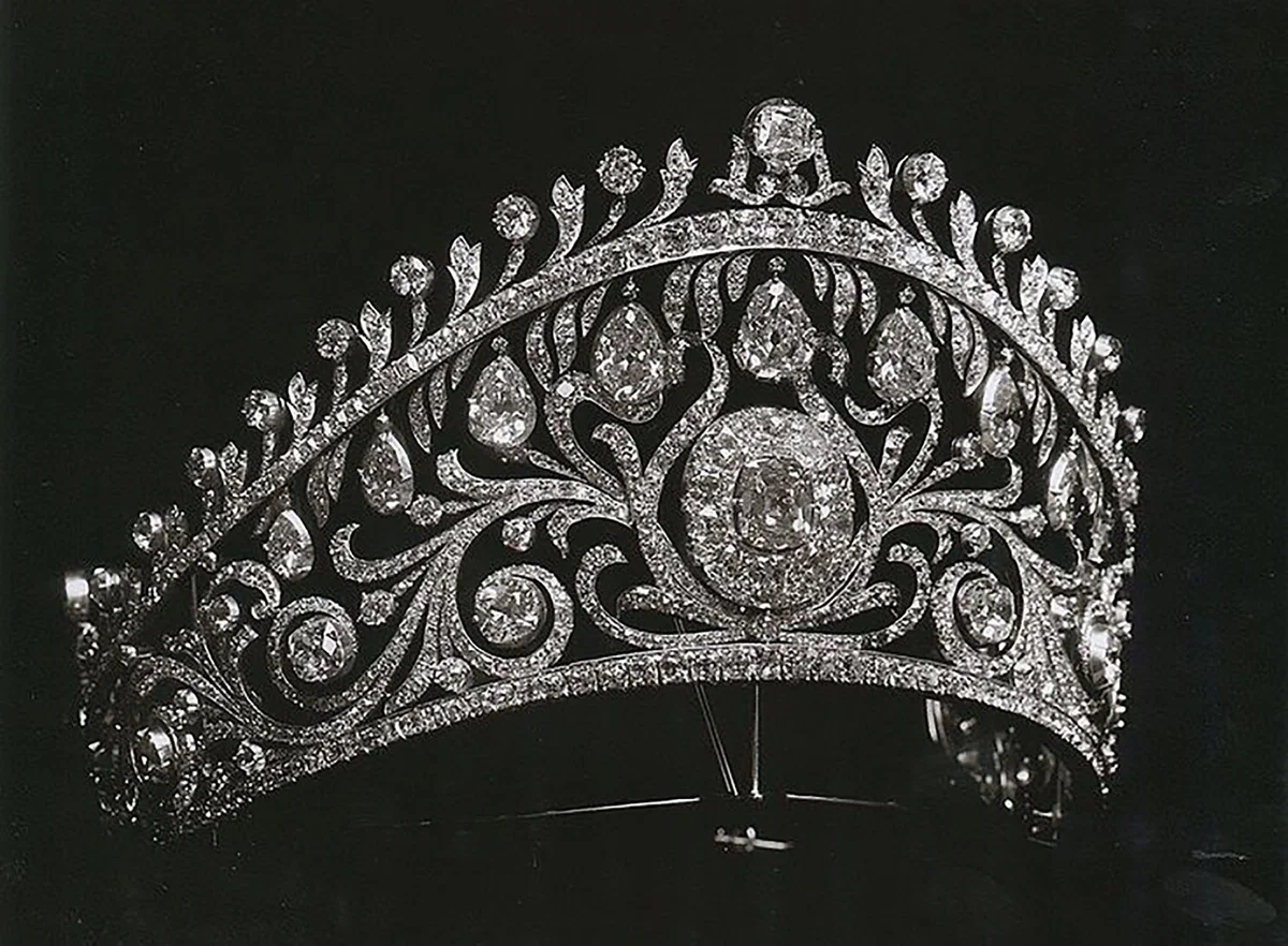 Бриллиантовая тиара-кокошник от Chaumet, 1902г., тут и далее фото из открытых источников