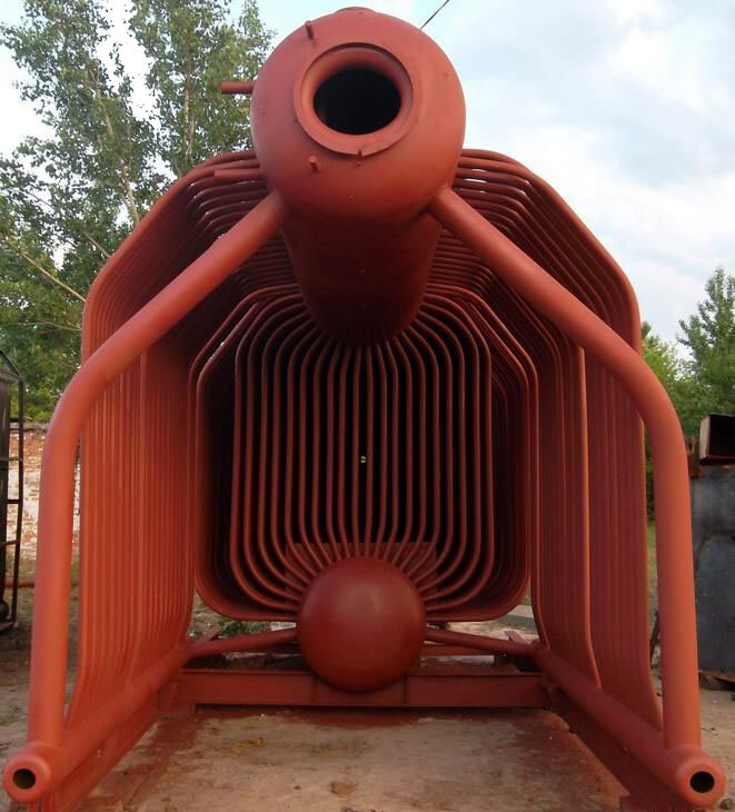 Фото из объявления о продаже котла ДКВ 10/13. Виден вход в верхний барабан!