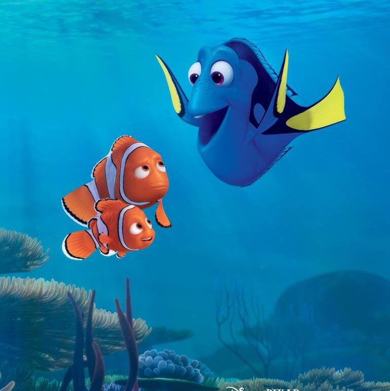 Героиня мультфильма "В поисках Дори" страдает от провалов в памяти и очень хочет избавиться от этого недуга и найти свою семью. 