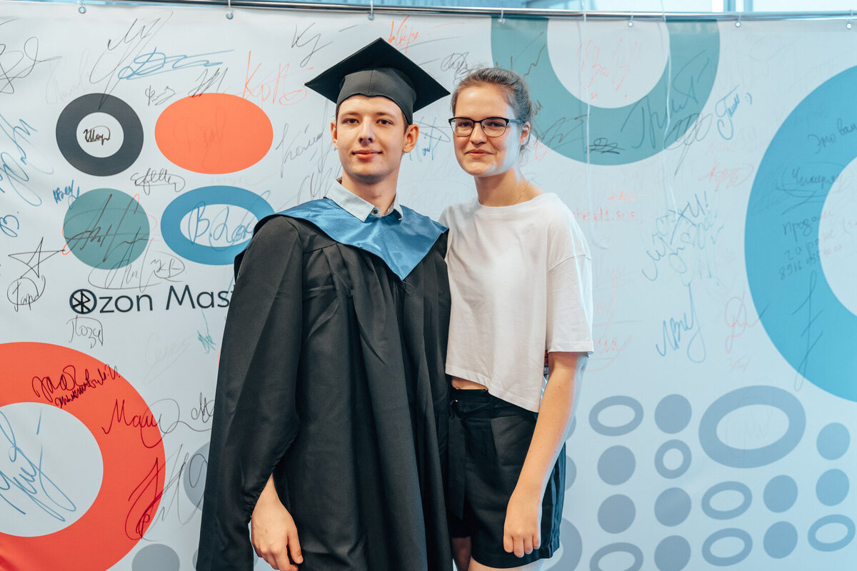 Это разве таролог?