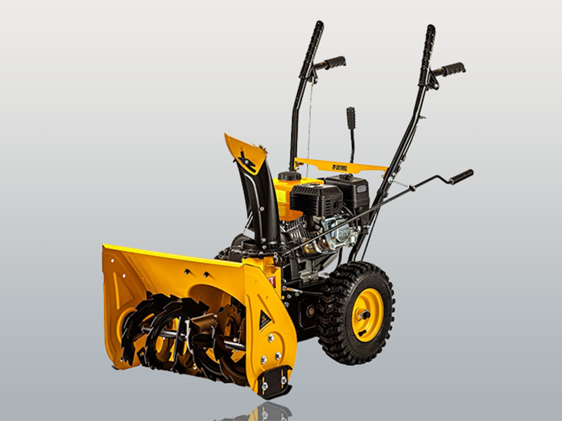 Рейтинг лучших бензиновых снегоуборочных машин для дачи