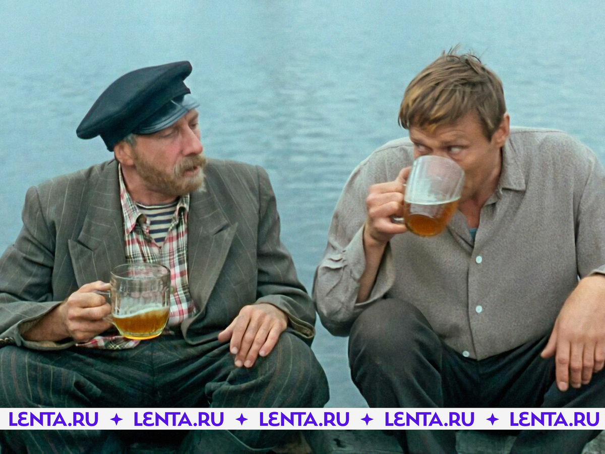 Кадр из фильма «Любовь и голуби»