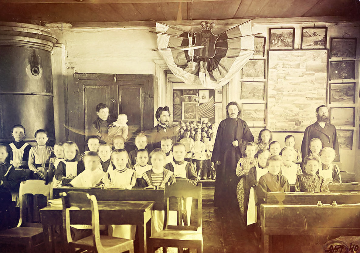 Церковно-приходская школа, 19 век. 