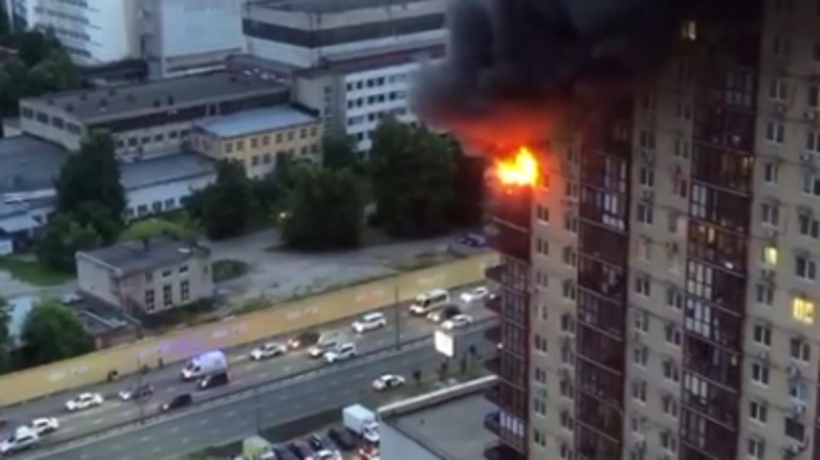    В Королеве на Пионерской улице произошел пожар ©Telegram-канал «112»