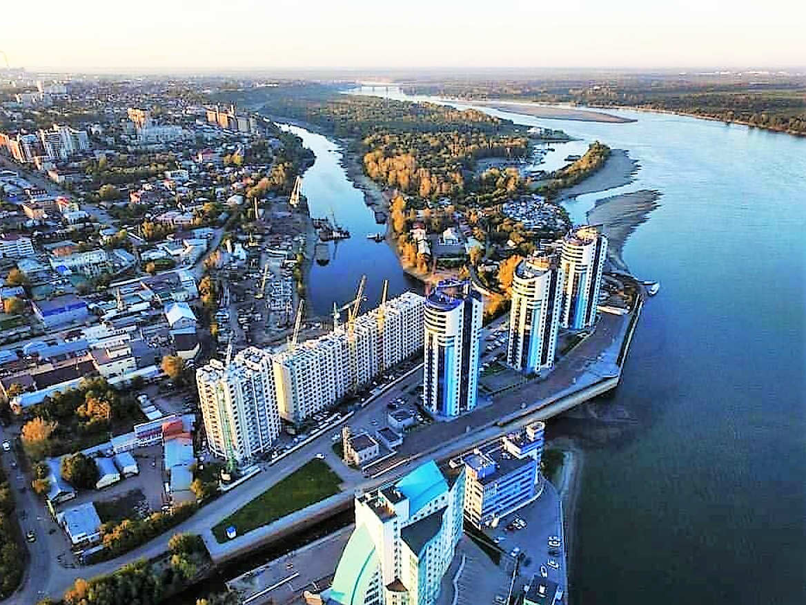 Барнаул растёт, а Обь, говорят - мелеет. Фото из паблика "Подслушано Барнаул".