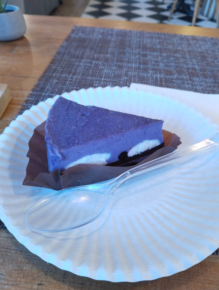 Ем торт, пока не сьели