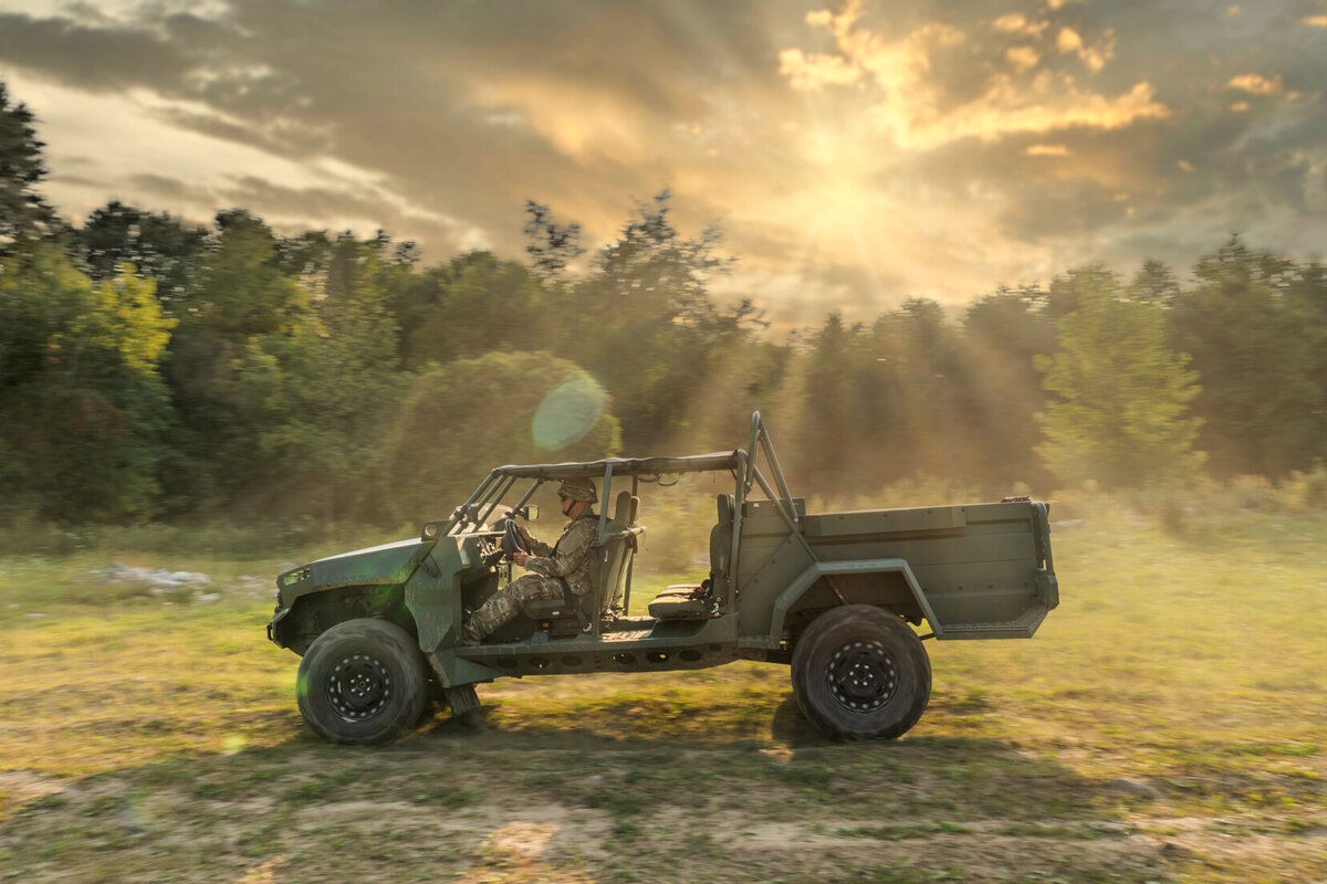     Как выглядит новый электрический военный Hummer