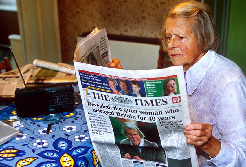 Мелита Норвуд читает о себе