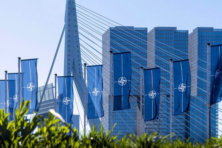    Украина в НАТО может спровоцировать РФ, пишут журналисты Foreign Affairs