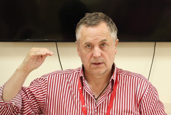    Народный артист России Андрей Соколов