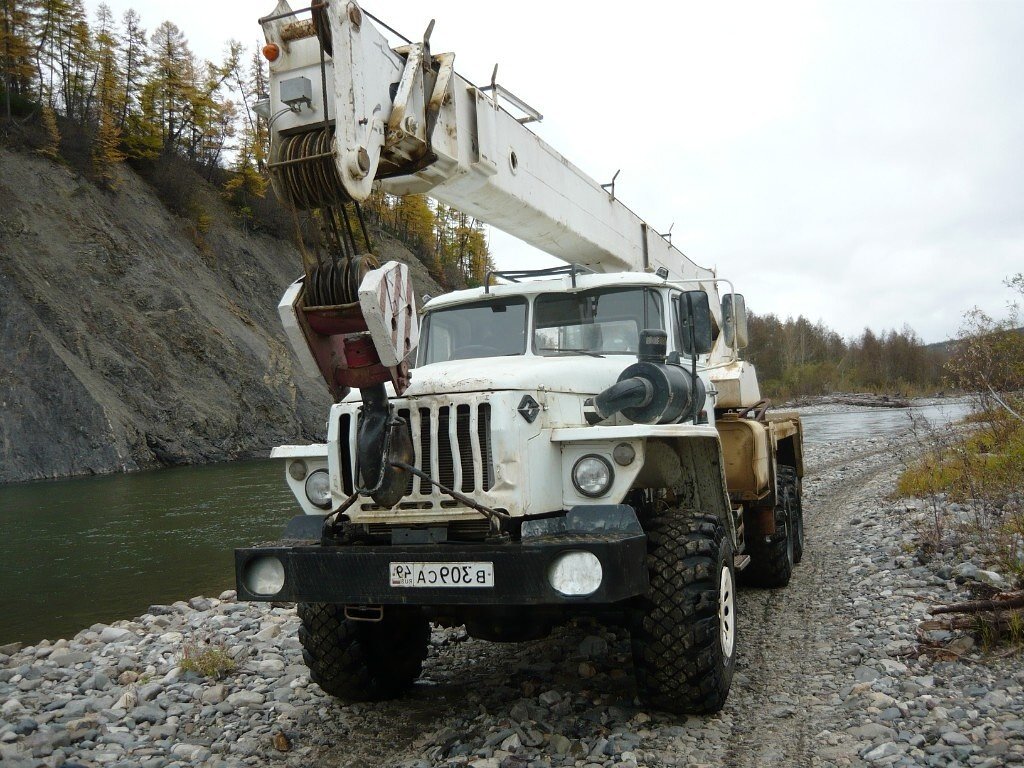 Фото: автокран "Челябинец" КС- 45721