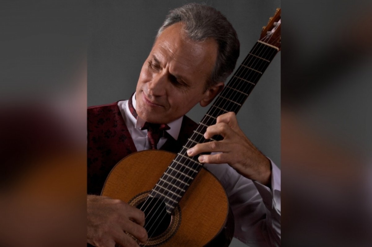    Авторский концерт гитариста Сергея Руднева состоится в Петрикирхе 23 апреля