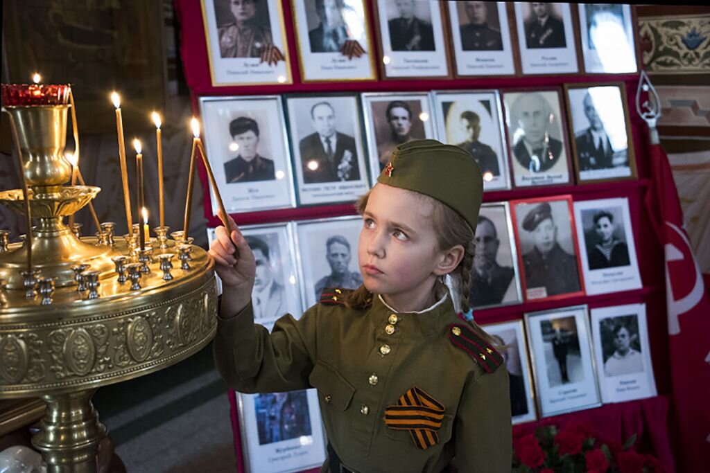 9 Мая день поминовения усопших воинов. Поминовение погибших воинов 9 мая. День Победы храм. 9 Мая в храме.