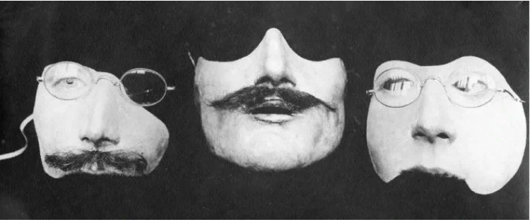 Маски-протезы