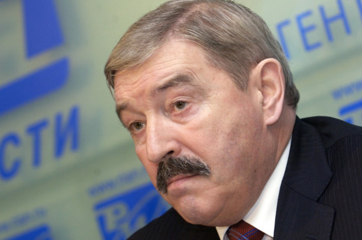    Экс-глава ВДВ обозначил экстренные меры после атаки беспилотников на Кремль