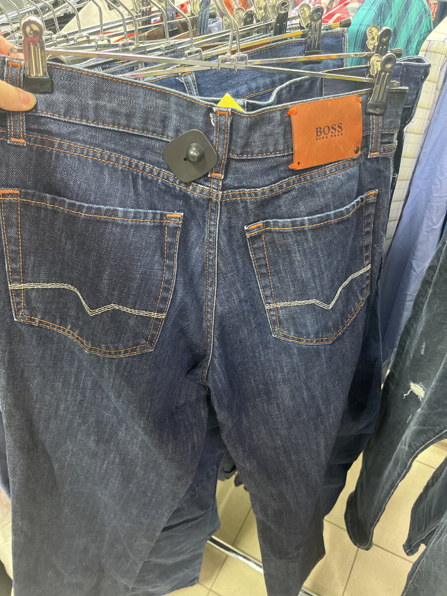 Джинсы от Hugo Boss