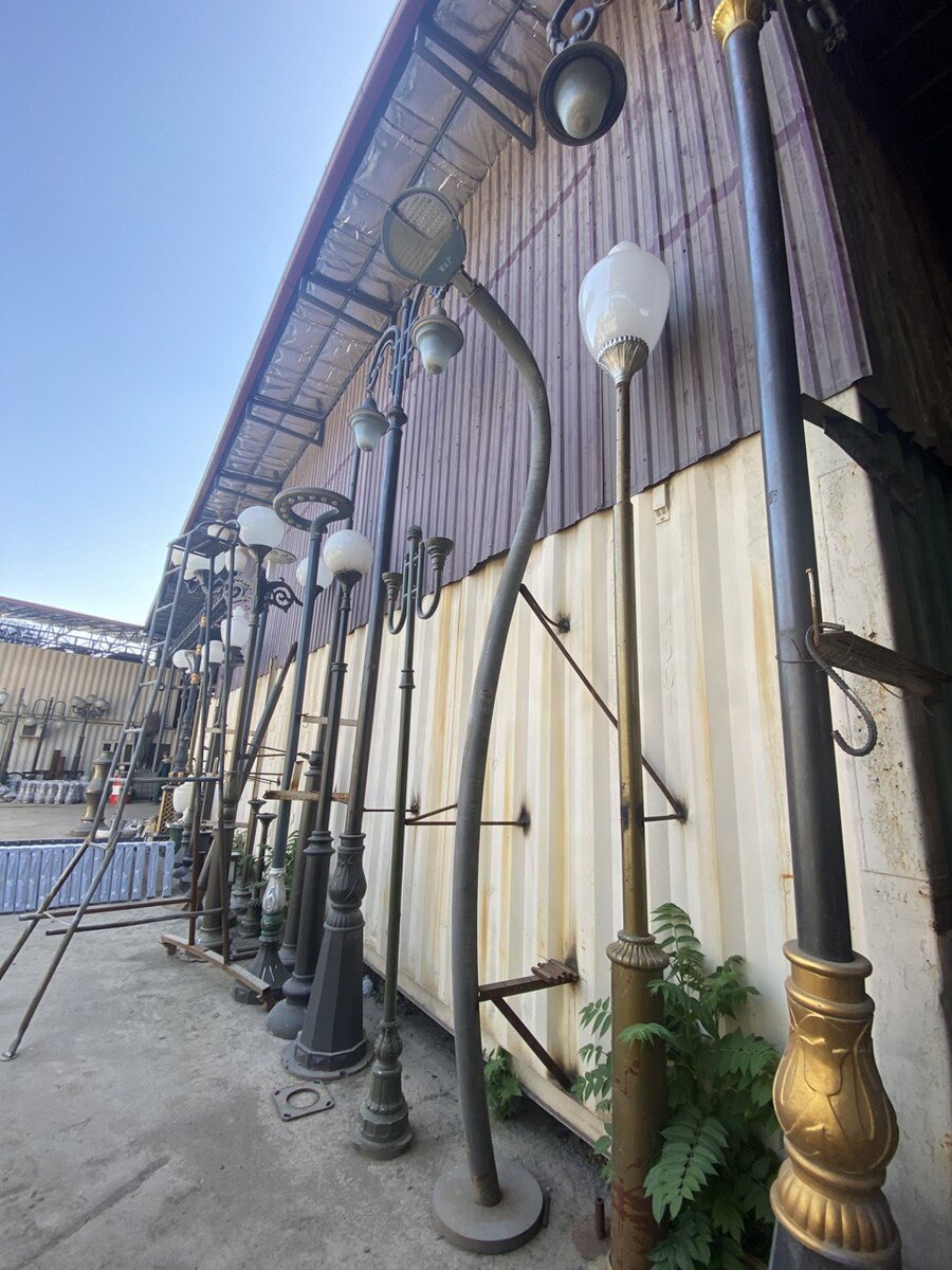 Производство фонарей для улиц Ташкента
