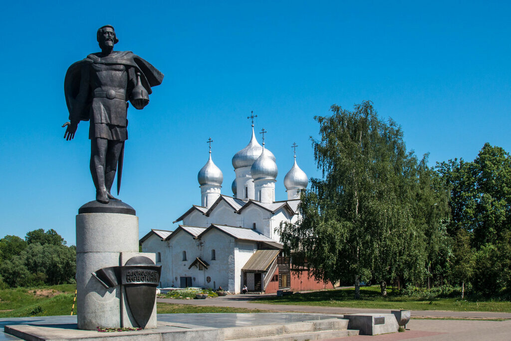 Памятники культуры в великом новгороде фото Великие памятники истории и культуры