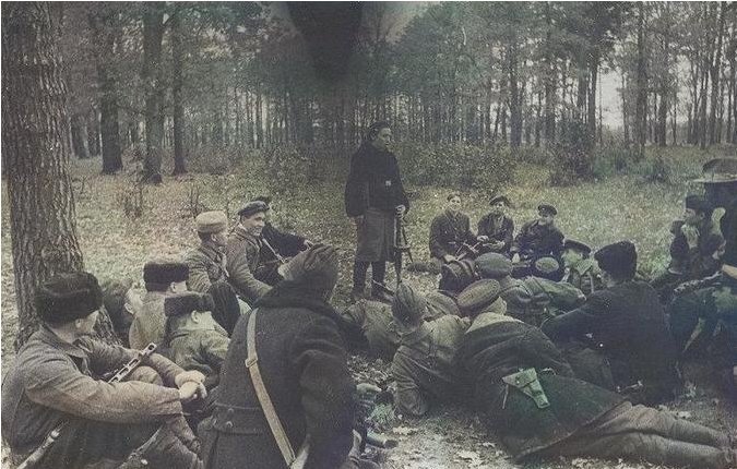      «Катя» и партизаны