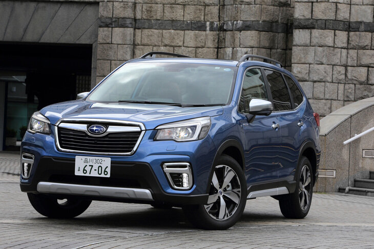 SUBARU FORESTER. Вид с разных ракурсов, салон, торпедо