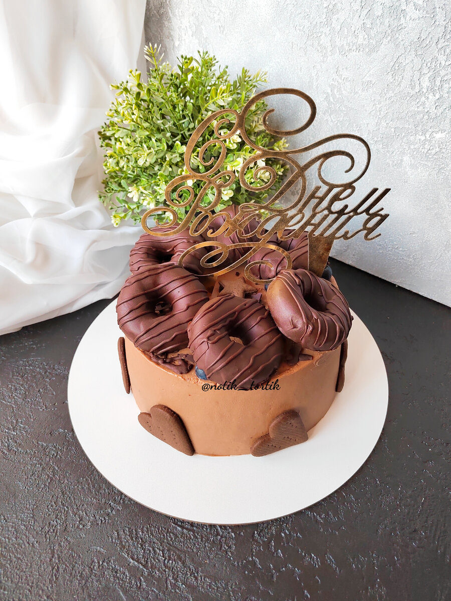 Торт сникерс