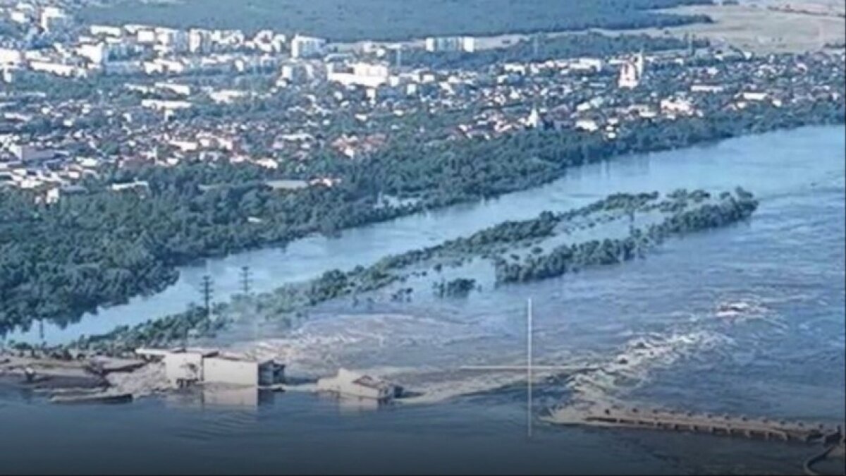    Лукашенко: ВСУ могли взорвать Каховскую ГЭС, чтобы скрыть потери при наступлении