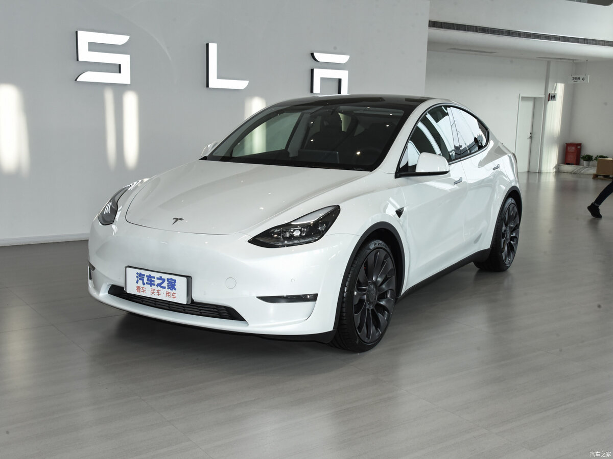 Tesla Model Y – внедорожная версия Tesla Model 3 | GoGetCar | Дзен