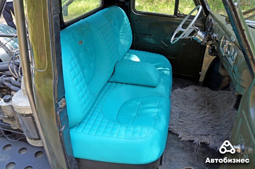 55-летний ГАЗ-51 превратили в суровый шоу-кар: американский мотор и ...