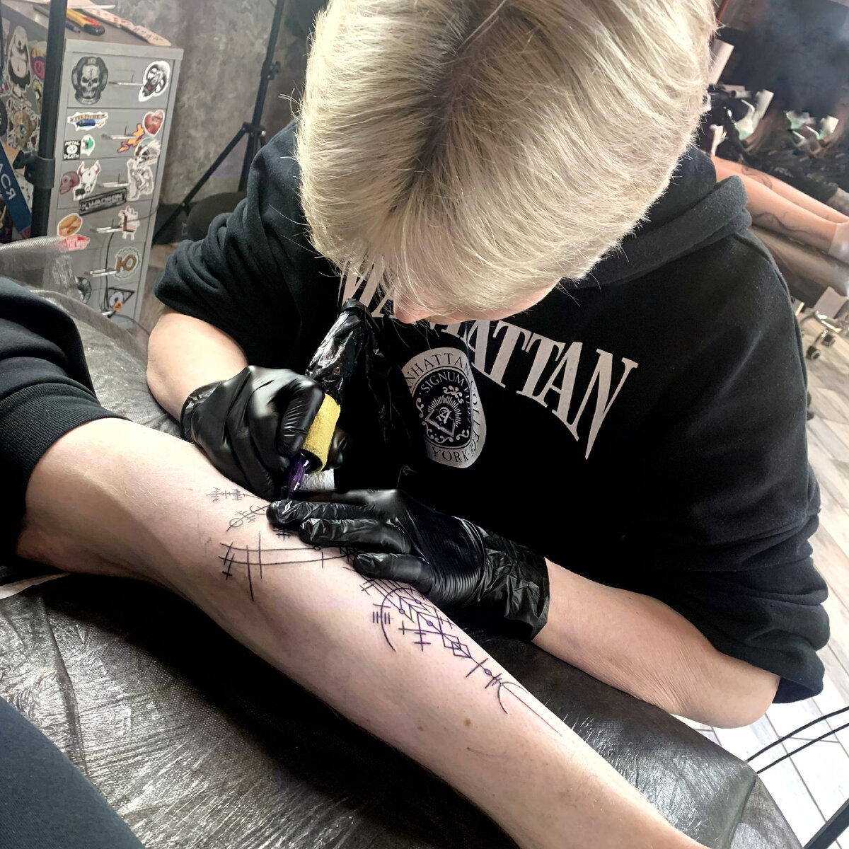 Стоимость татуировки в Москве: сколько стоит набить качественную ...