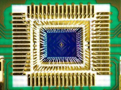    Intel выпустила серийный квантовый процессор Tunnel Falls