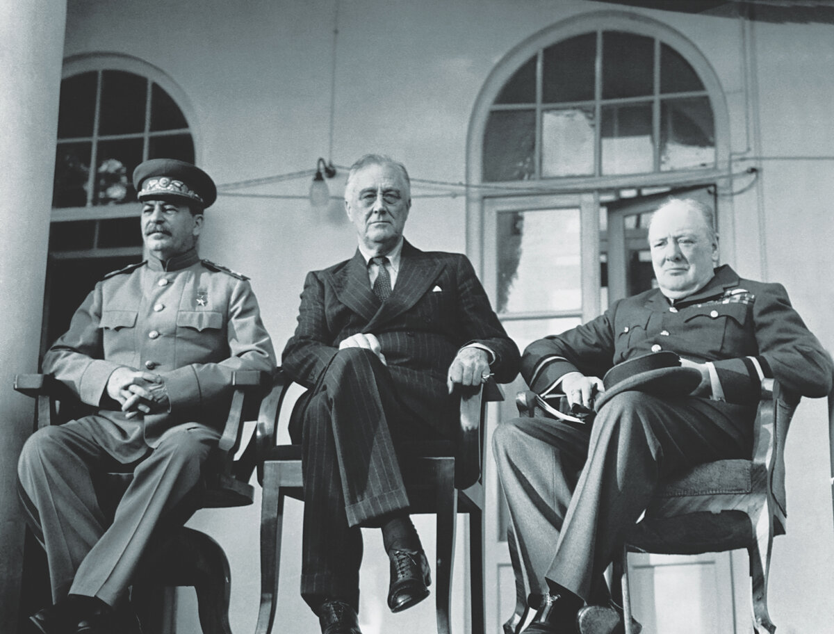 Тегеранская конференция, конец 1943 года.