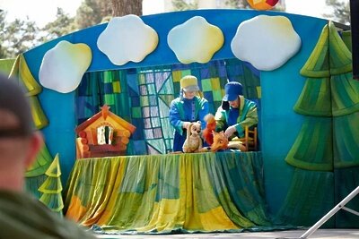    Спектакль в Котельниках в рамках проекта «Театр кукол в парке» © Пресс-служба Министерства культуры и туризма Московской области