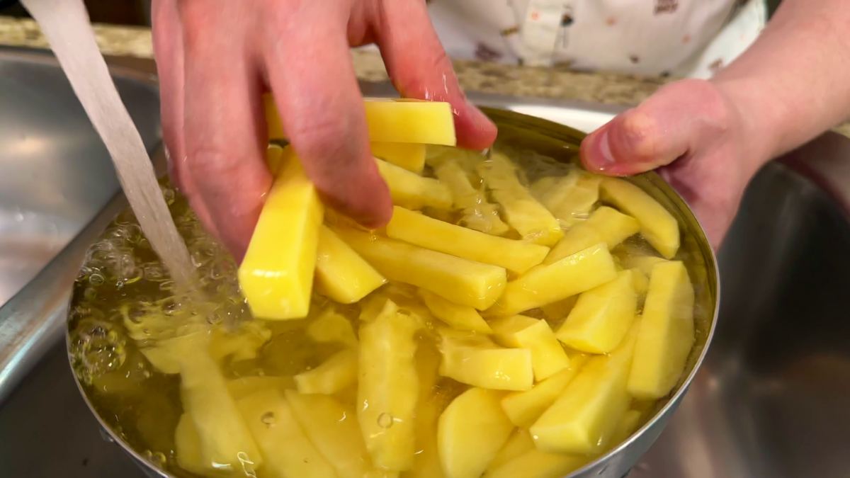 Вкуснейшая жареная картошка - пошаговый рецепт с фото на malino-v.ru