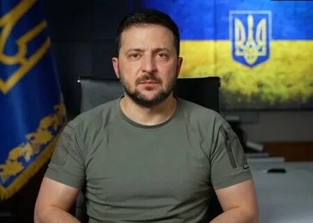    Зеленский сообщил, что выборы на Украине пройдут «только после победы»