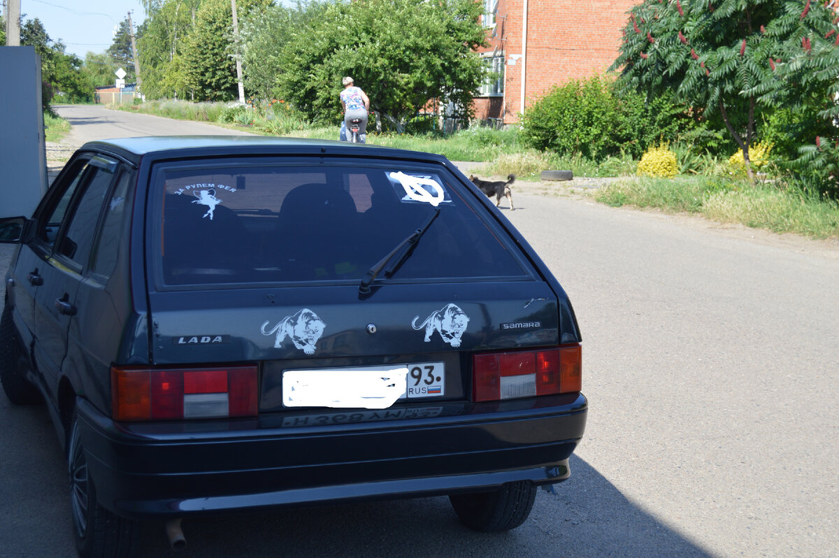 Фото автора. 22.06.2023. Станица. Осторожно, за рулём ФЕЯ!