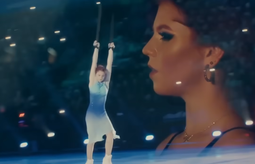 Два крыла трусова клип. Veronikajustice. Фигуристки упс трусова. Саша трусова ридж. Александра трусова русалка.