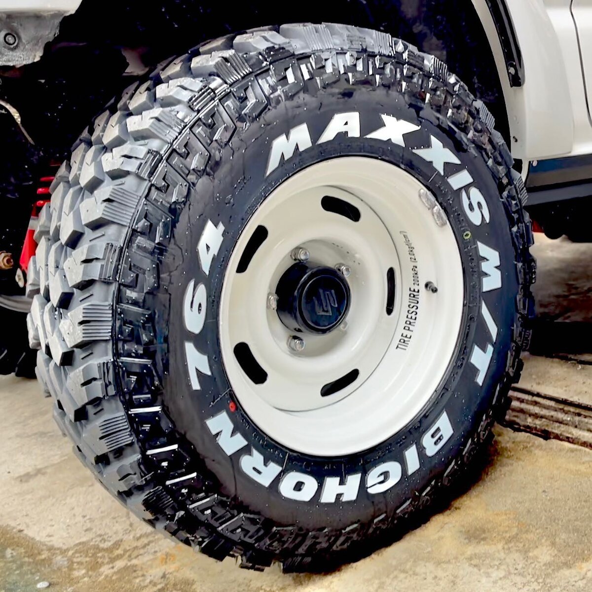 Резина maxxis 764. Десятка на бездорожье. 31 Колеса размер 15 радиус. Властелин 10 колес.