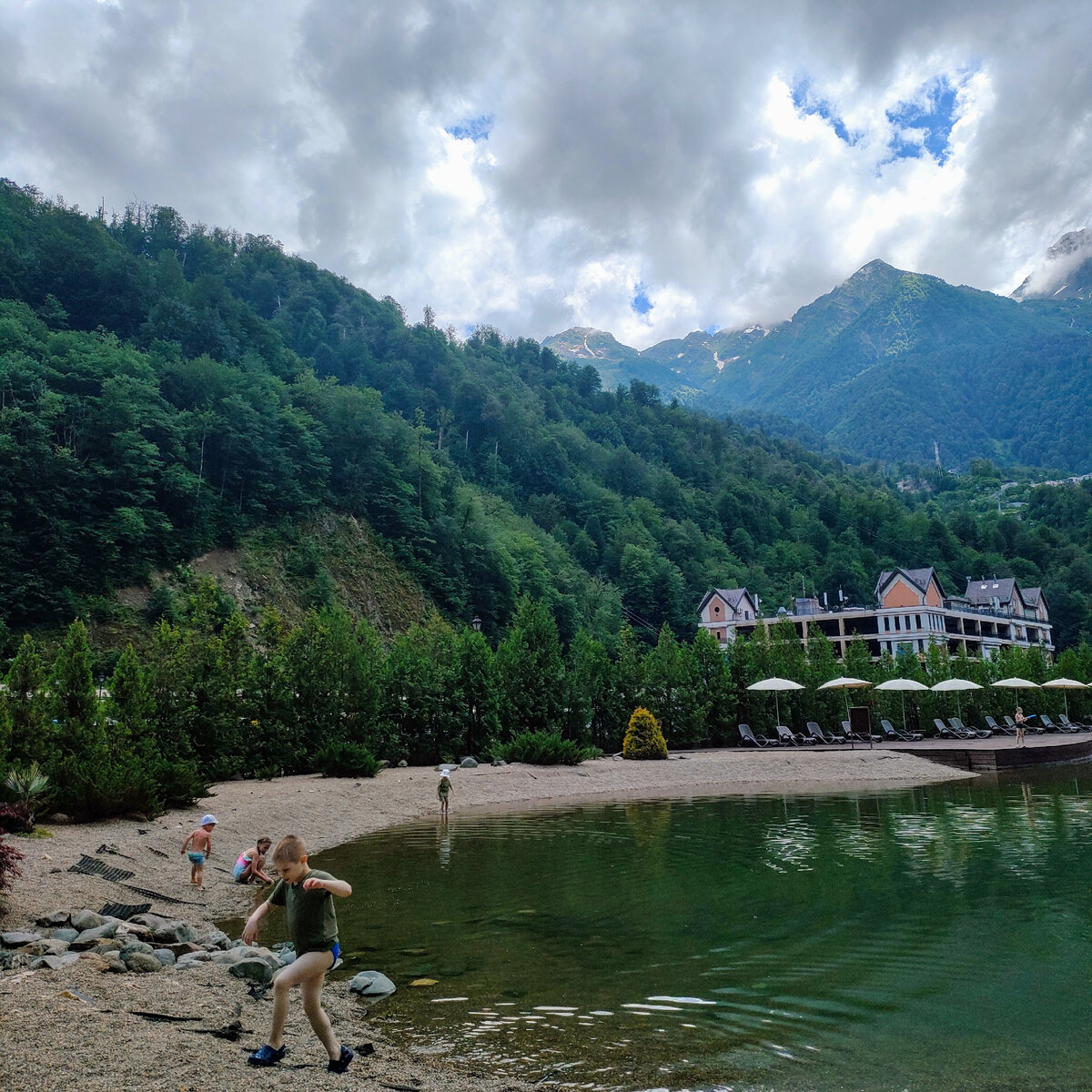 Курорт роза Хутор летом