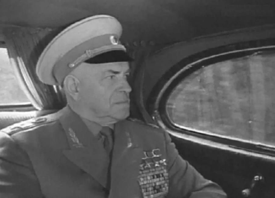 ВОЕННЫЕ ДЕЯТЕЛИ: 1 декабря - день рождения Маршала Советского Союза Георгия Жуко
