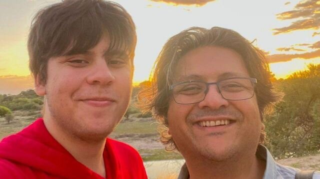 Подпись к фото,Шахзада и Сулеман Дауд несколько лет ждали погружения к обломкам "Титаника"