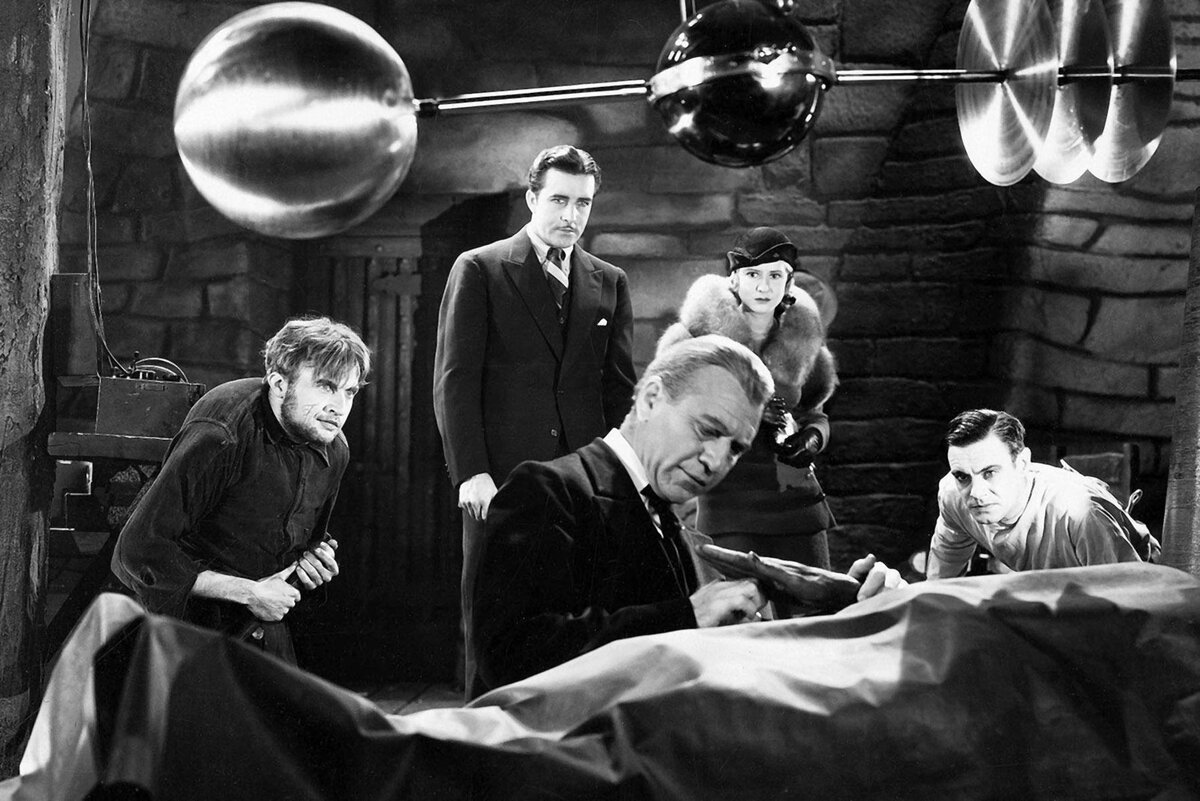 Кадр из фильма "Франкенштейн" (1931)