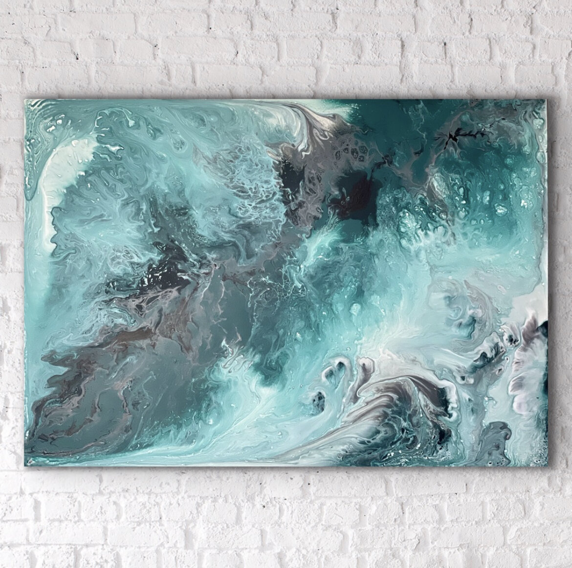 Работа, выполненная в технике FLUID ART