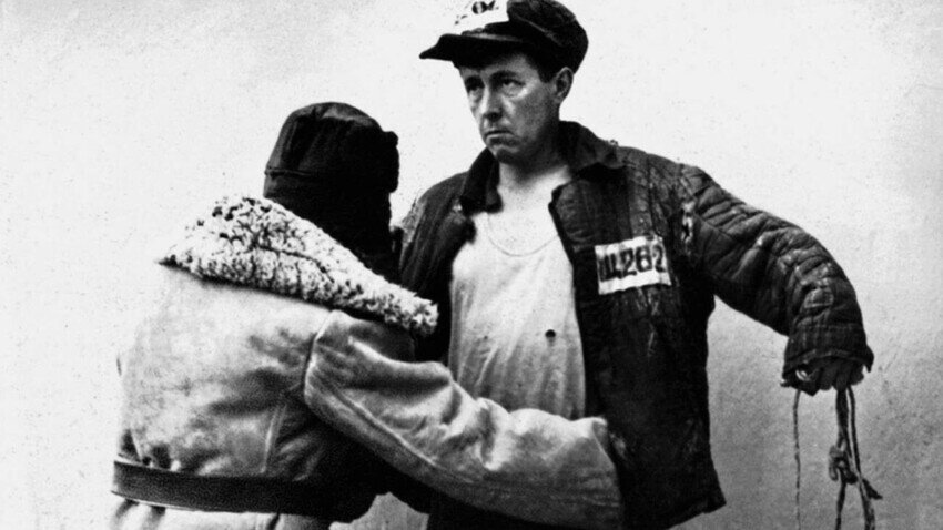 Солженицын. Обыски в ГУЛАГе. russiainphoto.ru