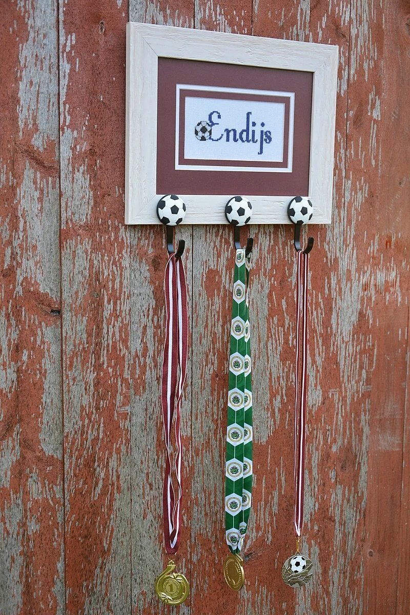 Фото: Рукоделие в УСАДЬБУШКЕ. Держатель для медалей