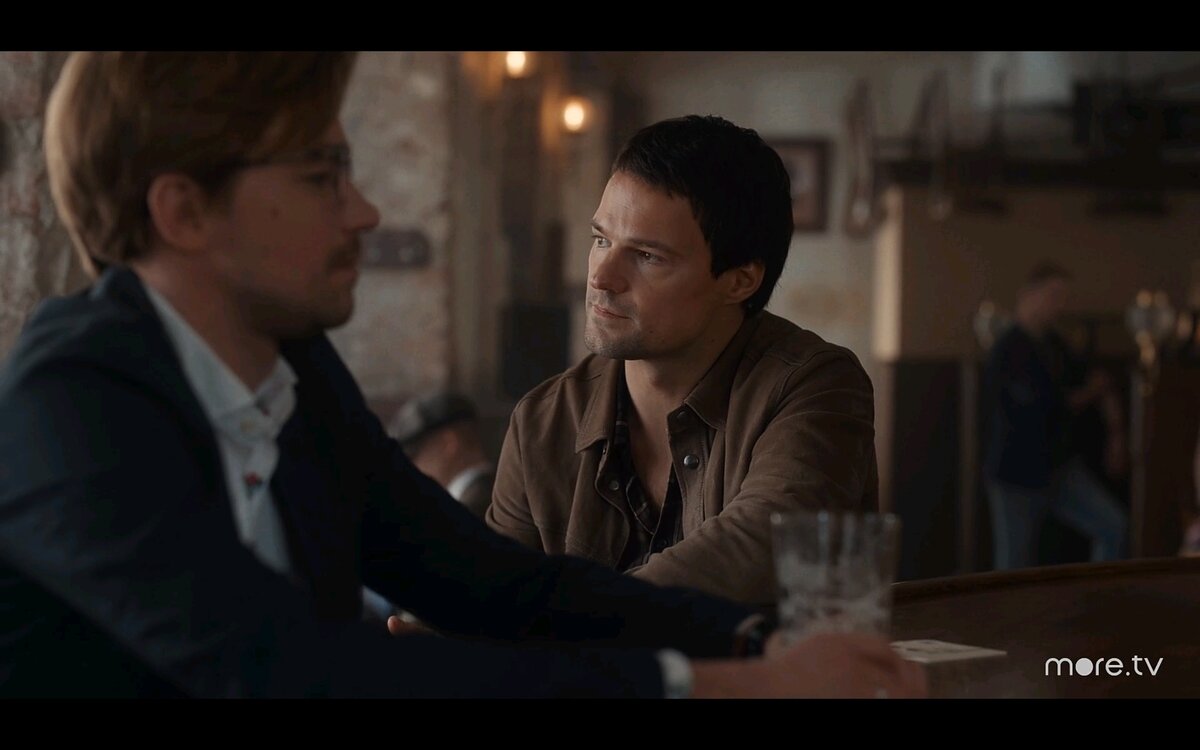 Обзор сериала "Надвое", мелодрама, комедия